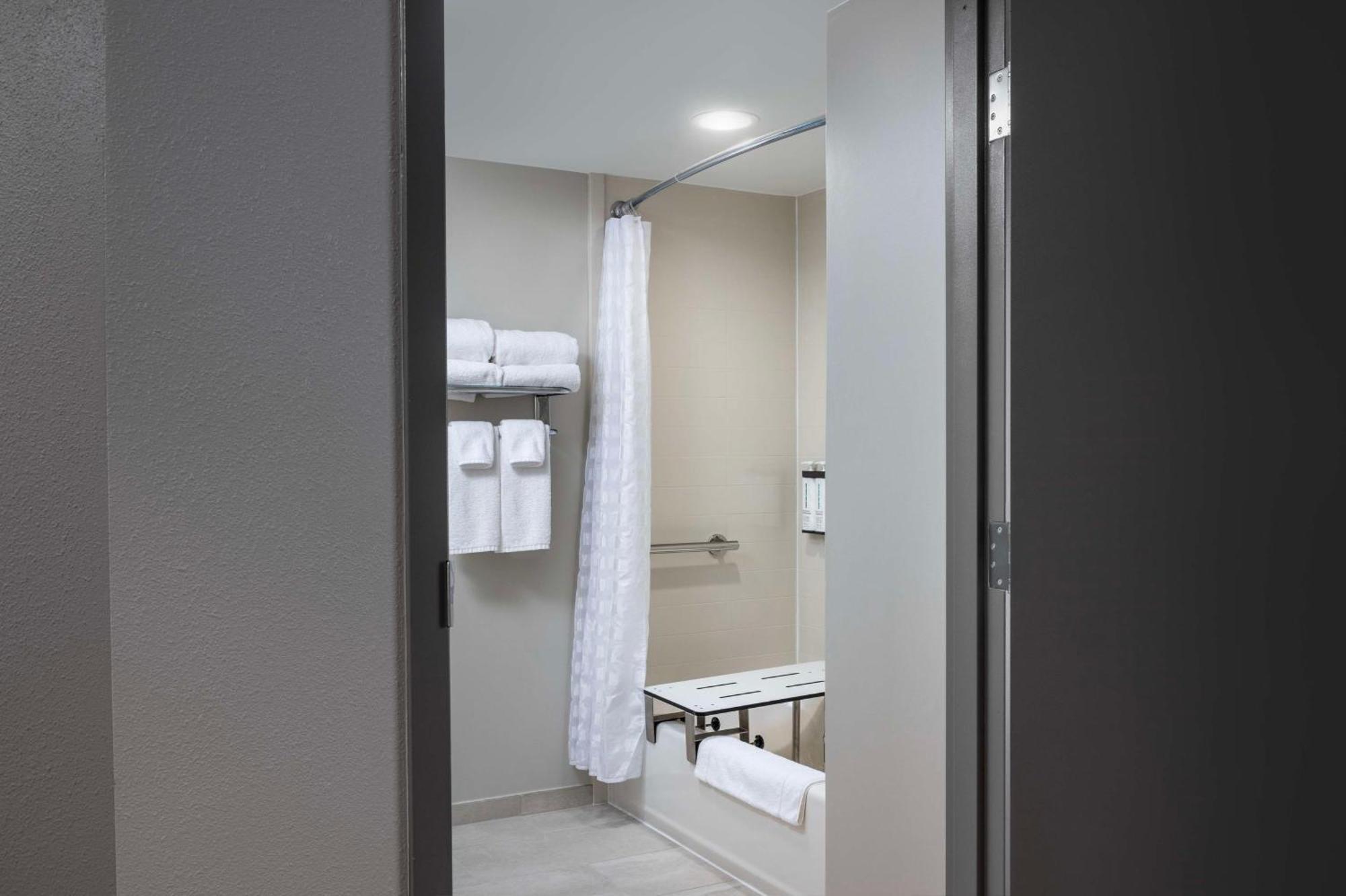Hyatt Place Detroit/Utica Kültér fotó